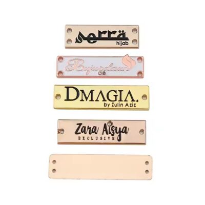 Factory Direct Custom Fashion Clothing Shaped Metal Tags