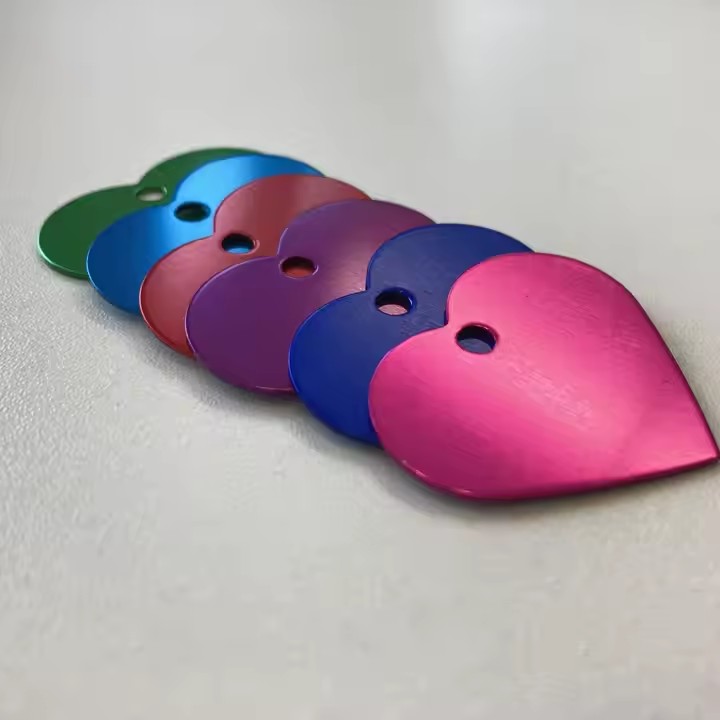 Lightweight durable anodized aluminum pet tags for identification