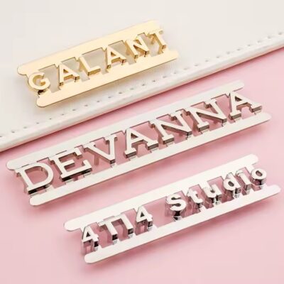 Custom Shaped Metal Tags for Fashion Handbags with Stylish Design