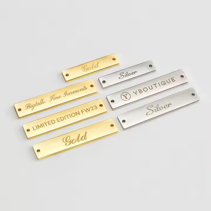 Custom rectangle metal label for clothing brand