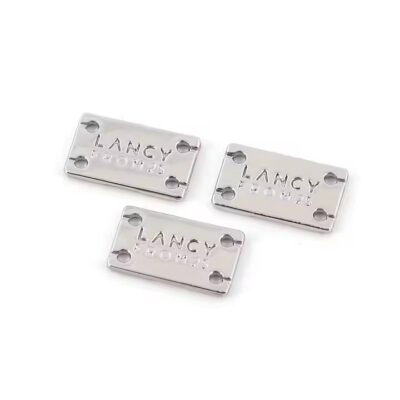 Fashion metal tags with custom letter engravings for clothing and bags