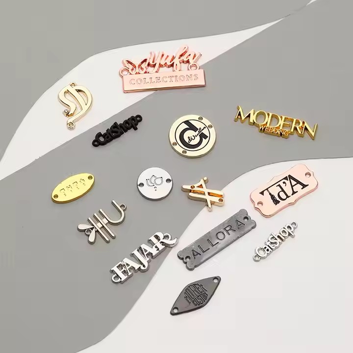 Best-Selling Fashion Metal Tags for Handbags with Custom Shapes